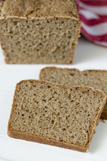 Chleb pszenno-Å¼ytni z otrÄ™bami na zakwasie
