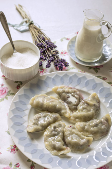 Pierogi z jagodami mojej mamy