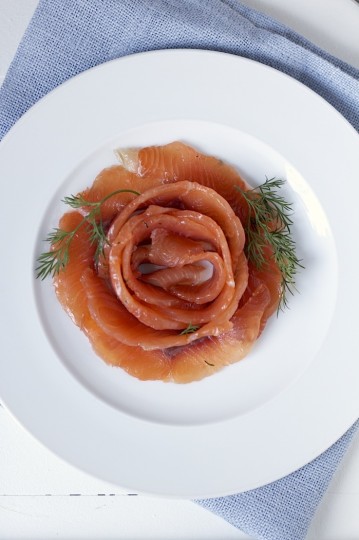 Gravlax - łosoś marynowany w imbirze