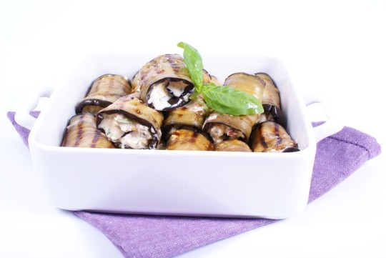 Roladki z grillowanego bakłażana